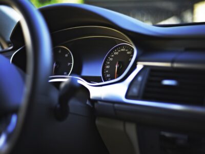 車　車内