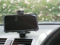 車内　携帯